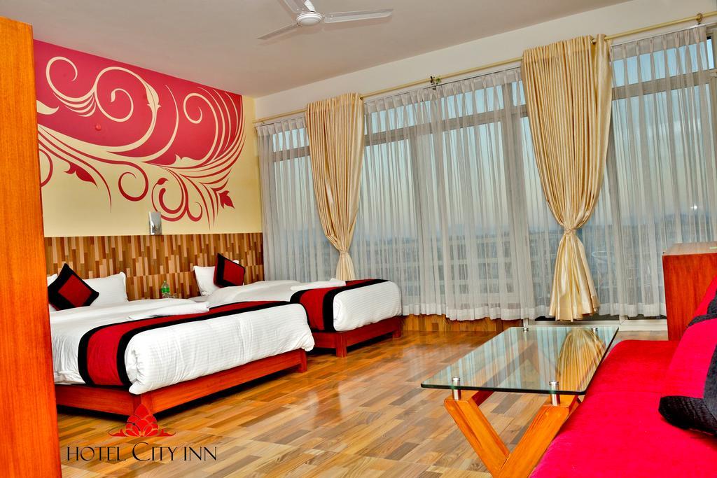 Hotel City Inn - Mountain View Pokhara Exteriör bild