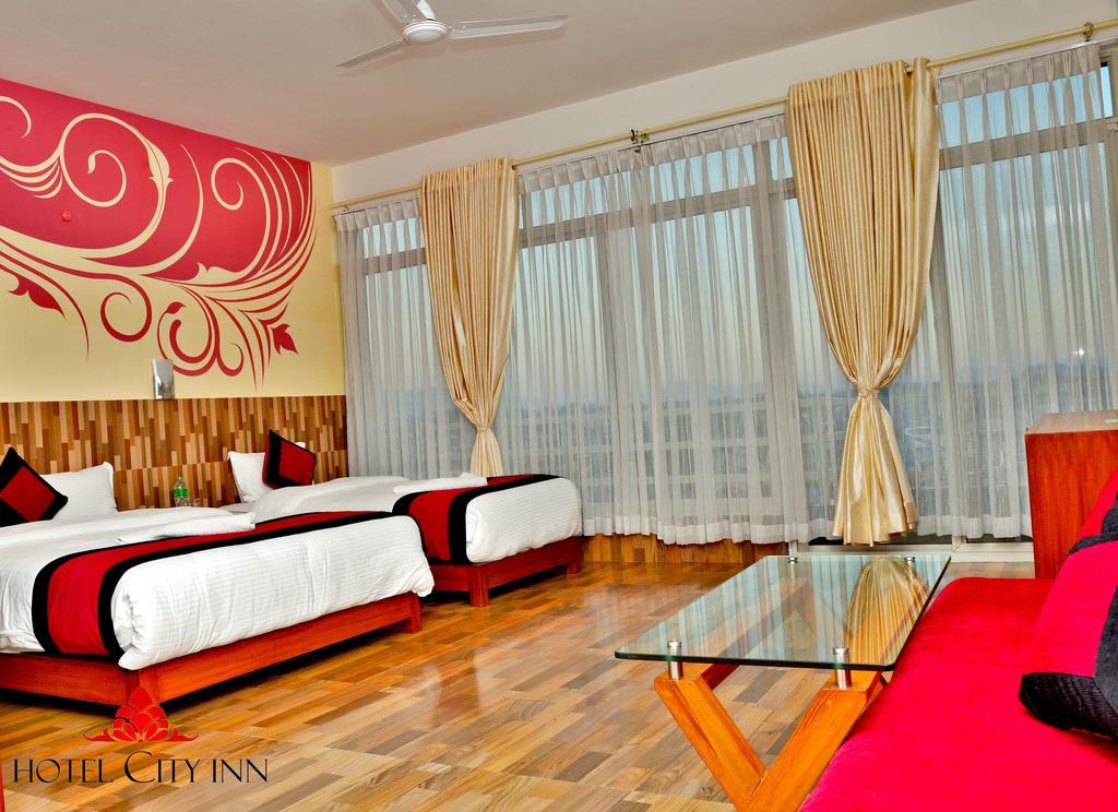 Hotel City Inn - Mountain View Pokhara Exteriör bild