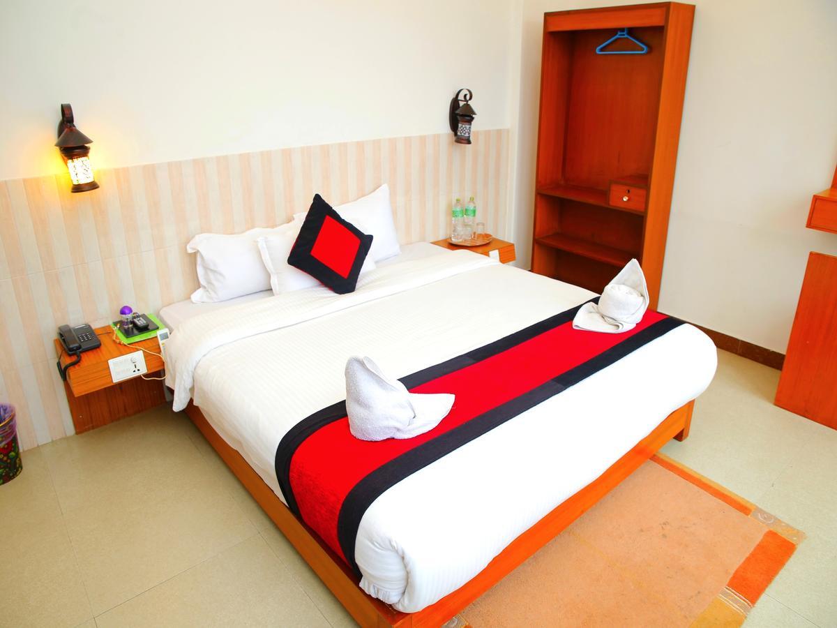 Hotel City Inn - Mountain View Pokhara Exteriör bild