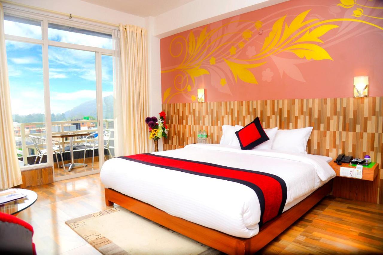 Hotel City Inn - Mountain View Pokhara Exteriör bild