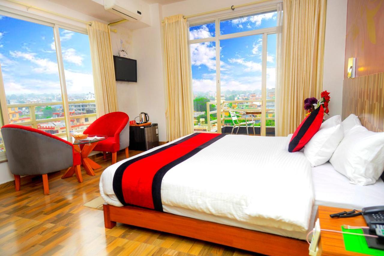 Hotel City Inn - Mountain View Pokhara Exteriör bild
